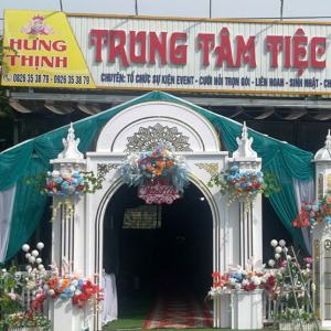 trang-tri-cuoi-hoi-hung-thinh