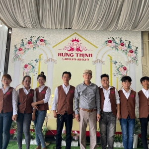 to-chuc-su-kien-lien-hoan-cuoi-nam-o-dau-tai-long-an-uy-tin-chat-luong-nhat